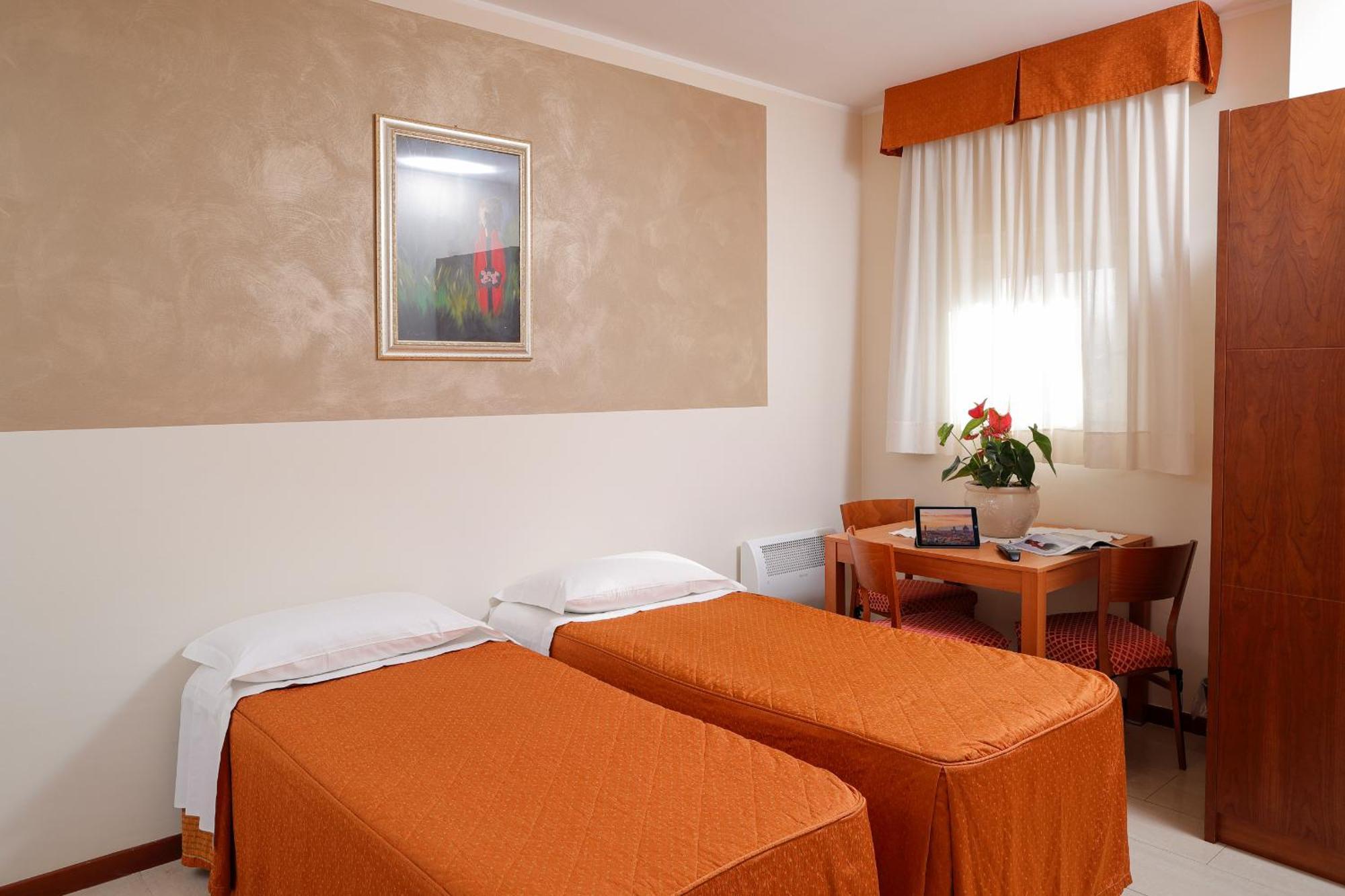 Michelangelo Hotel 3*