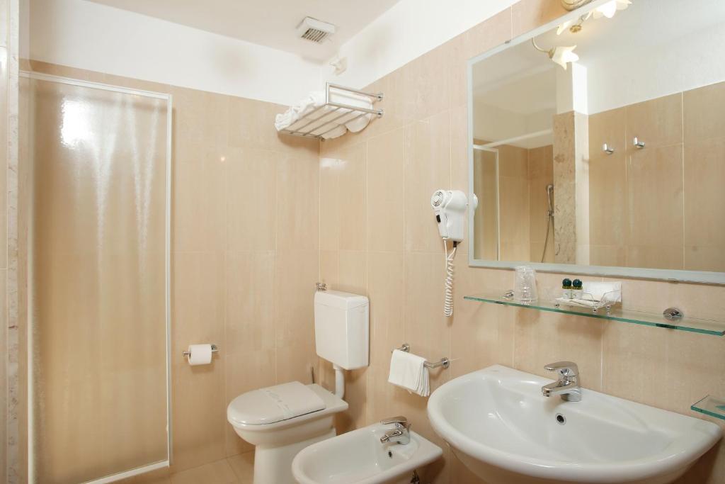 Michelangelo Hotel 3*