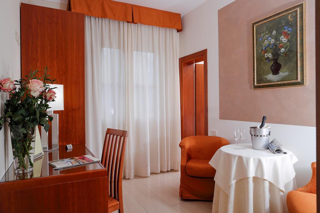Michelangelo Hotel