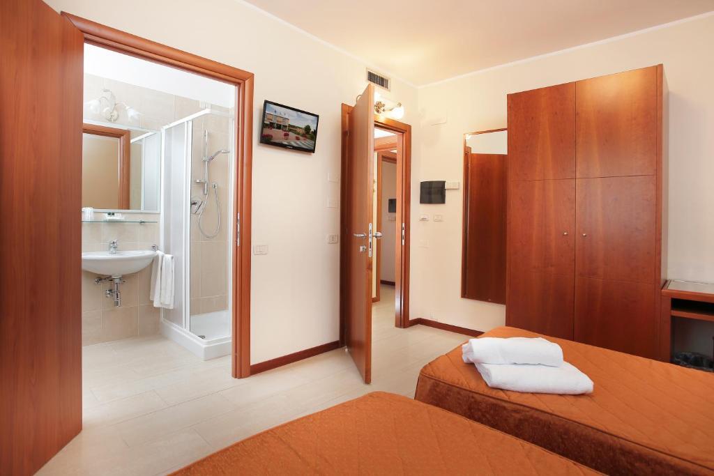 Michelangelo Hotel 3*